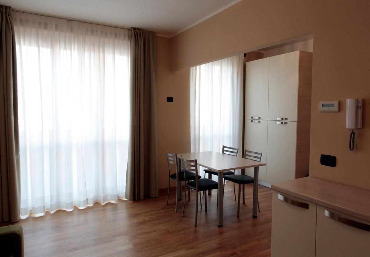 Residence Sant'Anna Ponte San Pietro  Exteriör bild