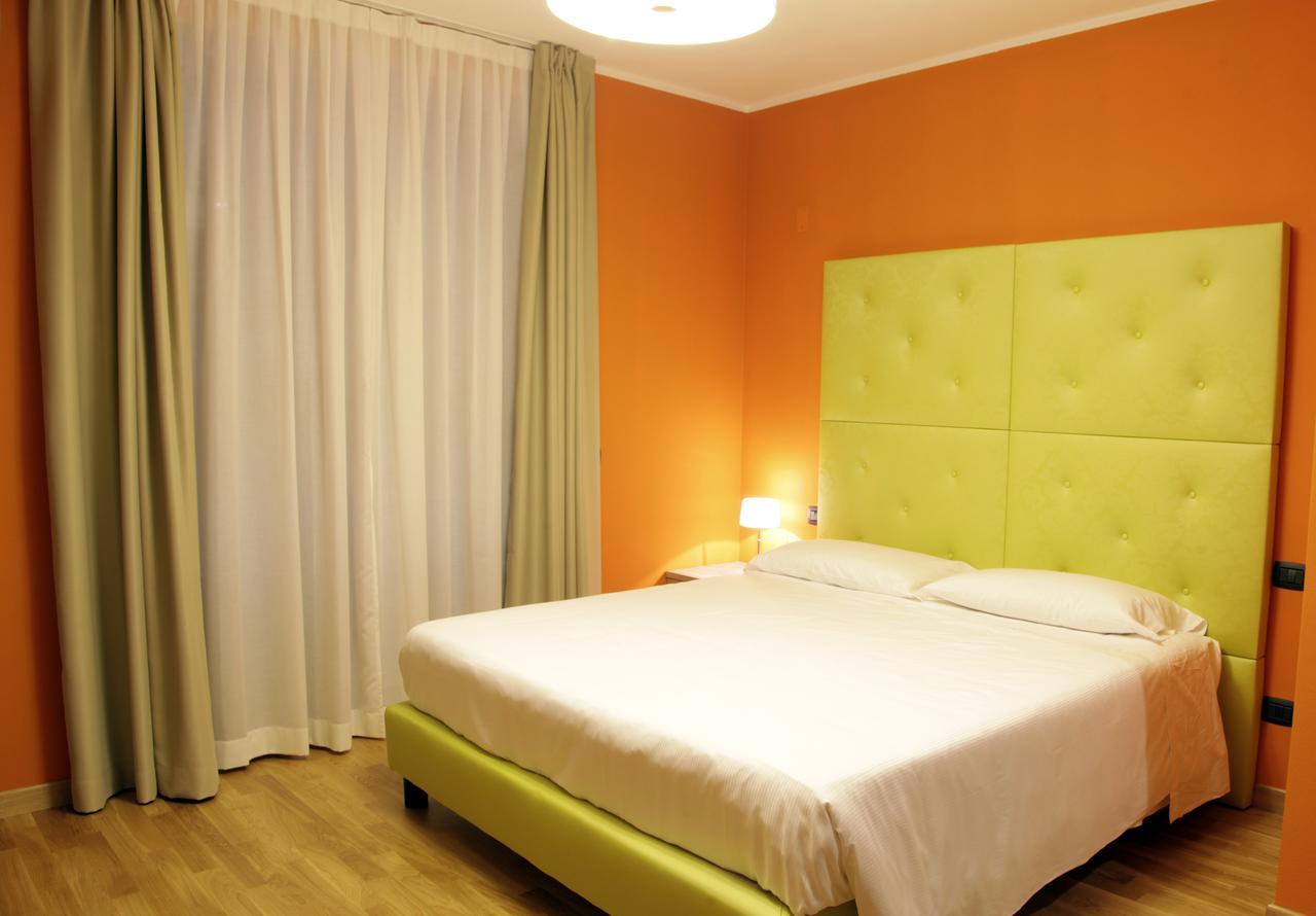 Residence Sant'Anna Ponte San Pietro  Rum bild